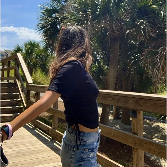 Drawstring Ruched Top - Picture 2 of 5